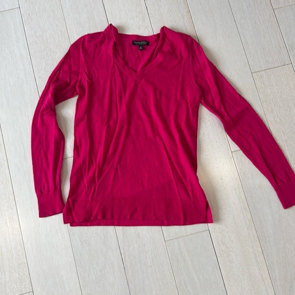 Banana Republic V-Neck Sweater